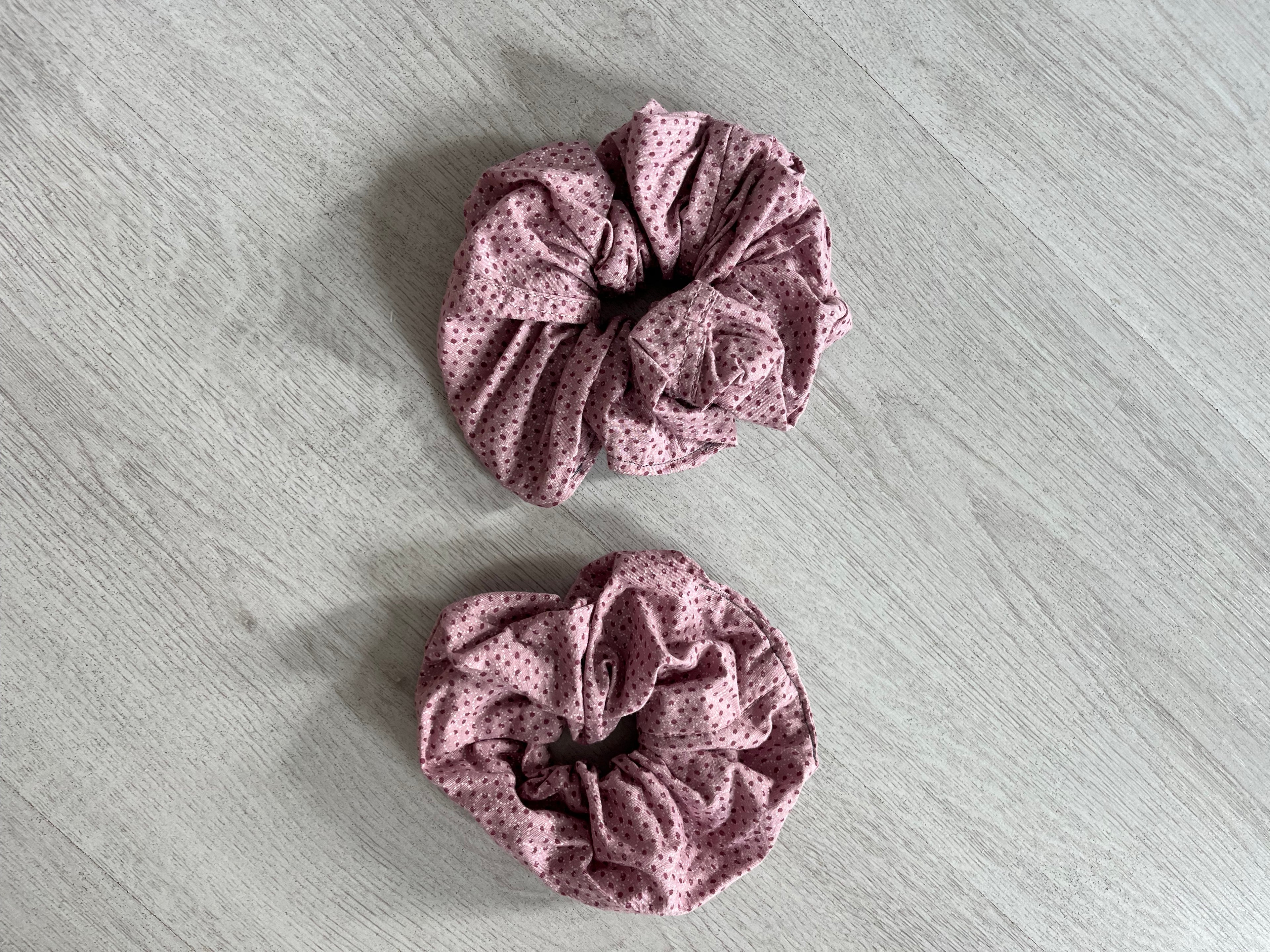 Scrunchie - Dots (Big)